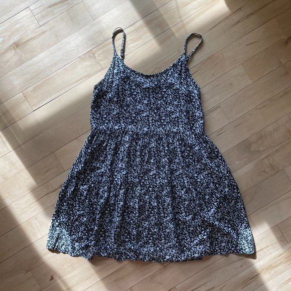 Jacqueline de Yong - Tiered Swing Dress - Picture 2 of 10